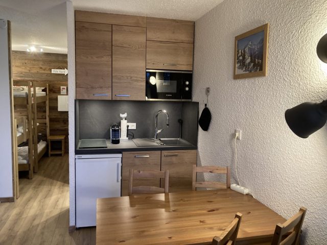 LE PLEIN SUD A 2308 Appartement pour 4 personnes Hébergement locatif Office de Tourisme des 2 Alpes Entité d’information pour les objets s