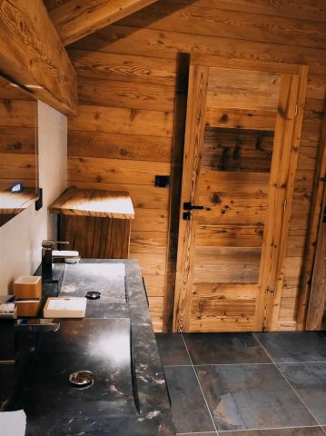 salle de bain chambre alpine Esprit de la Meige _ la grave